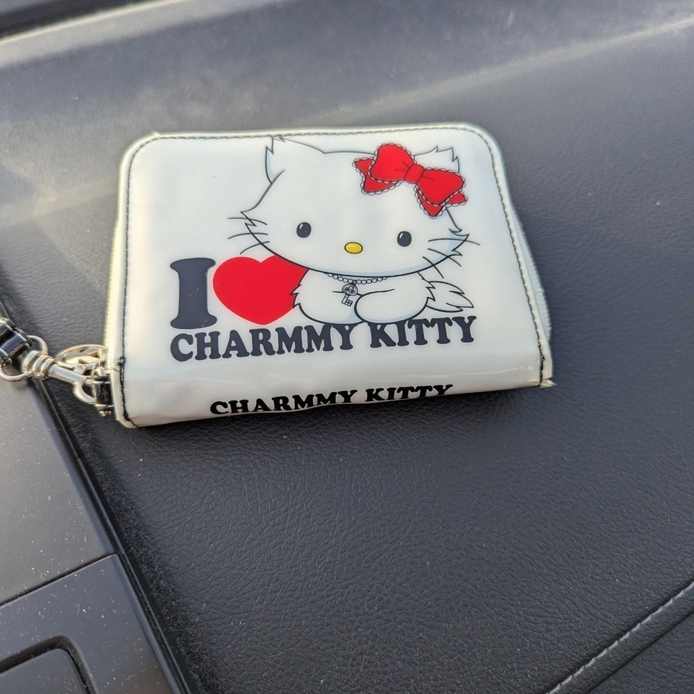 Hello Kitty Charmmy Kitty White and Red Wallet